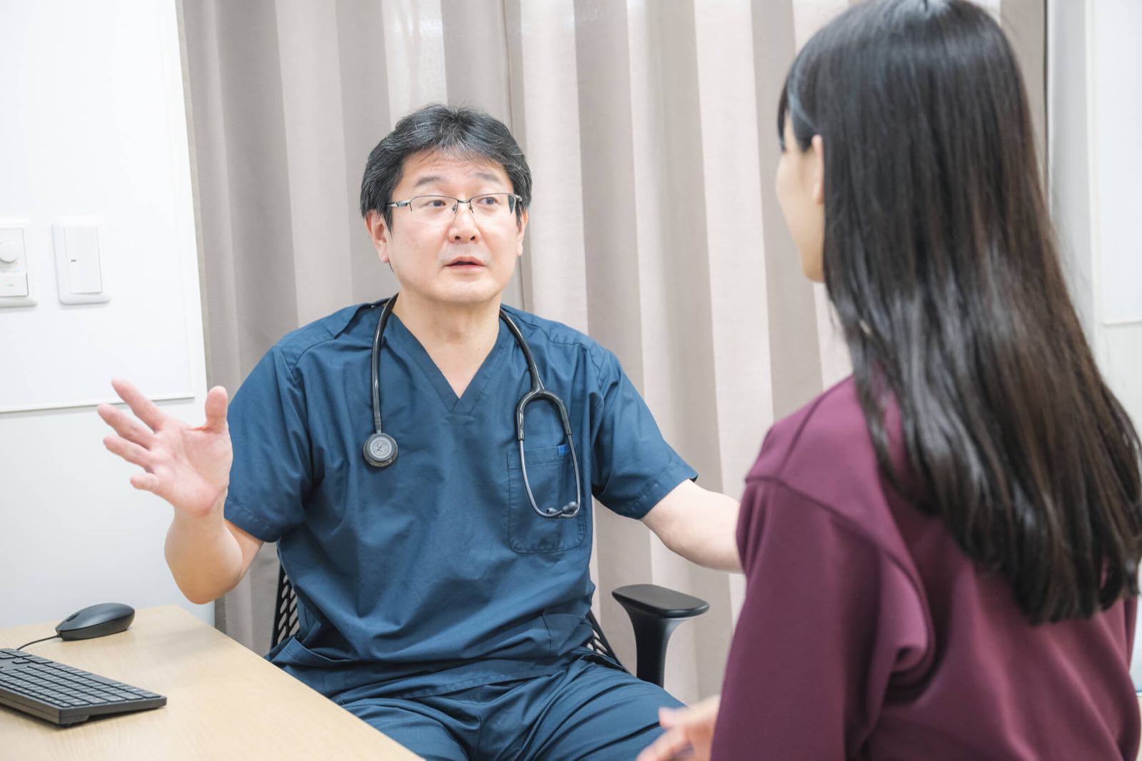 医師との相談のようす